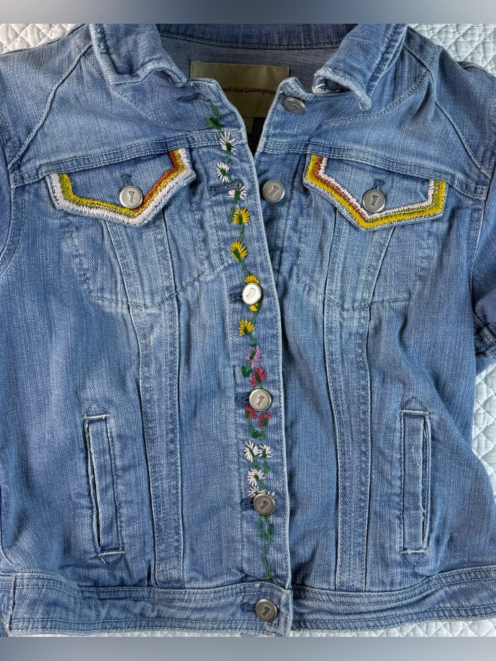 Pilcro Anthropologie Embroidered Floral Denim Jacket Size Small - Picture 9 of 15